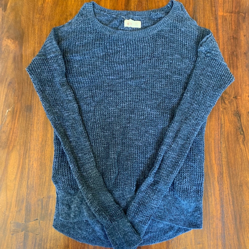 Hollister sweater size Xs